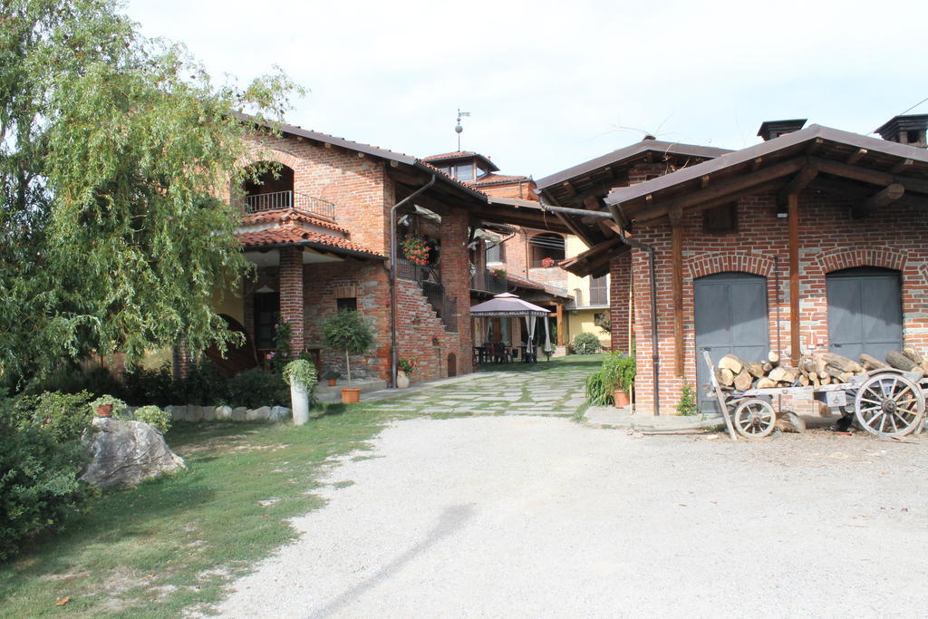 Il Palazzetto Villa Clavesana Exteriör bild